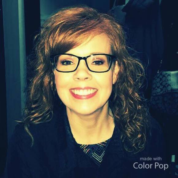 Meet your Posher, Tiffany - Picture 1 of 1